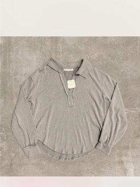 Brand new Altar'd State Light Gray Ribbed Collared Pullover size small